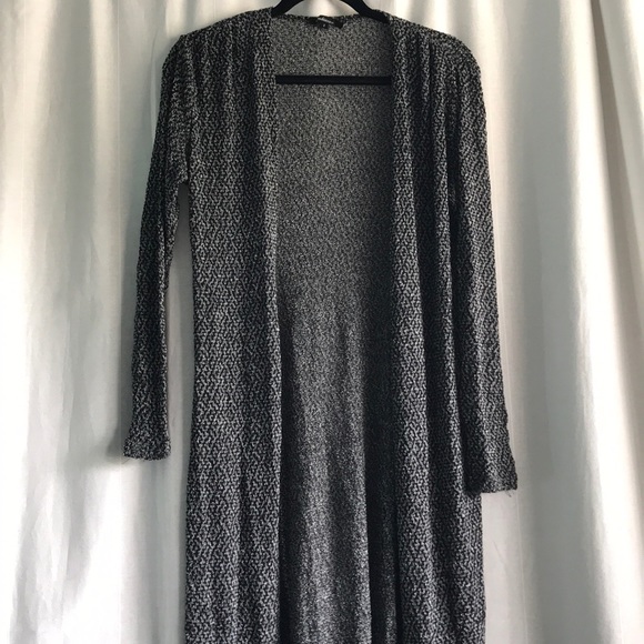 Black Forever 21 Cardigan - Picture 2 of 3